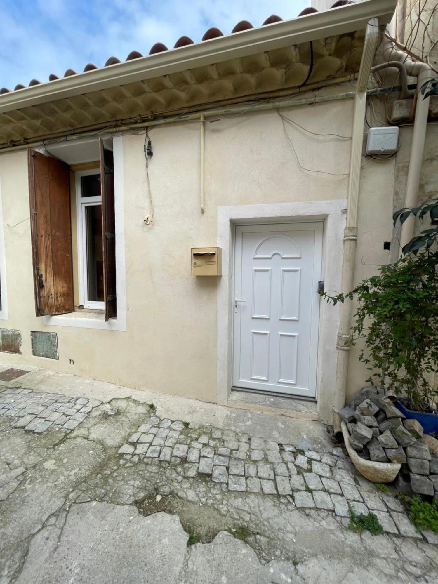Chez Sonou , Nimes Centre Διαμέρισμα Εξωτερικό φωτογραφία